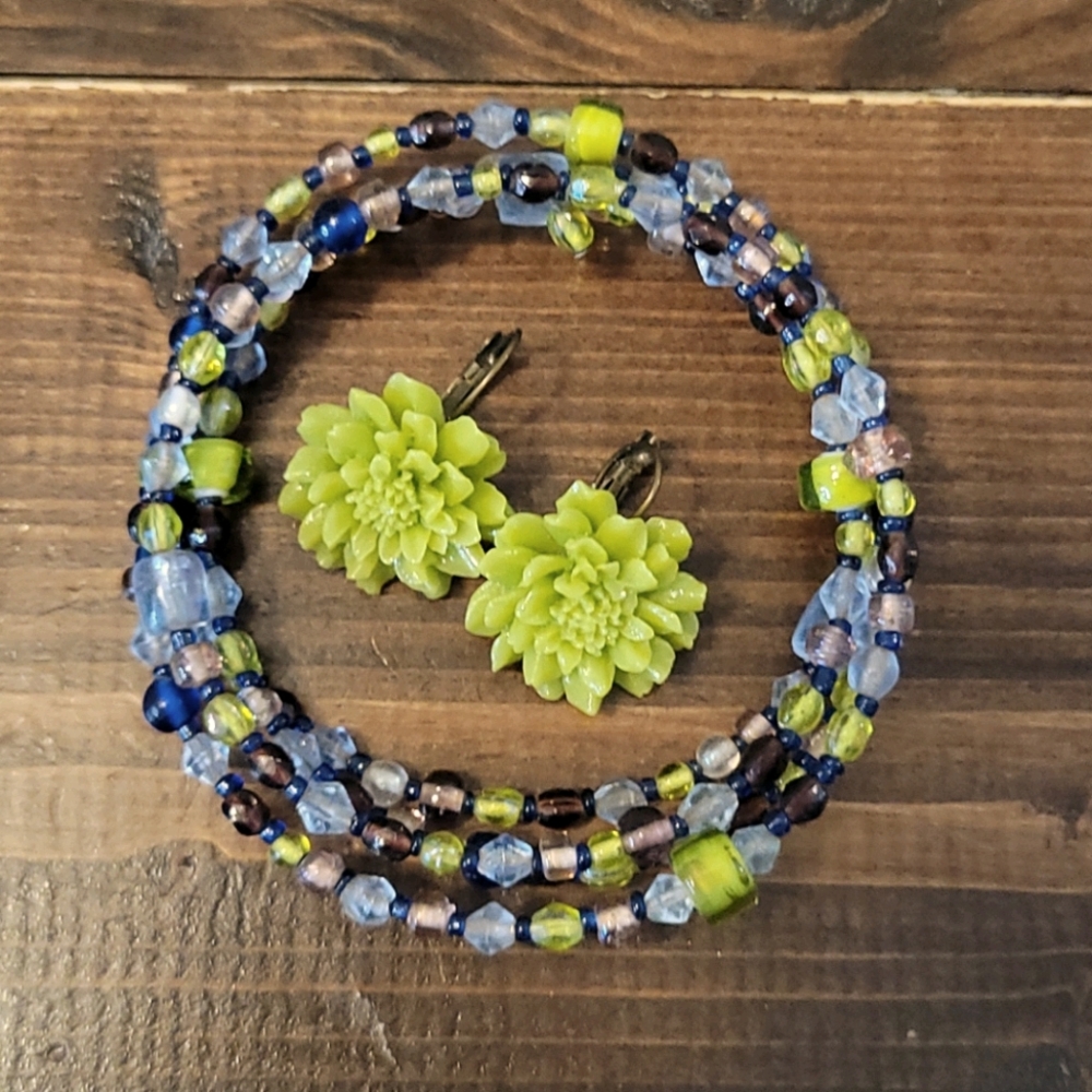 Flower earrings with wrap bracelet